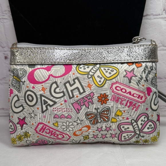 Coach Poppy Butterfly Graffiti Satan Wristlet Hangtag Silver Metallic LeatherEUC - Picture 3 of 16